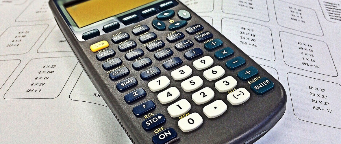 calculator-g57ed4cf55_1920
